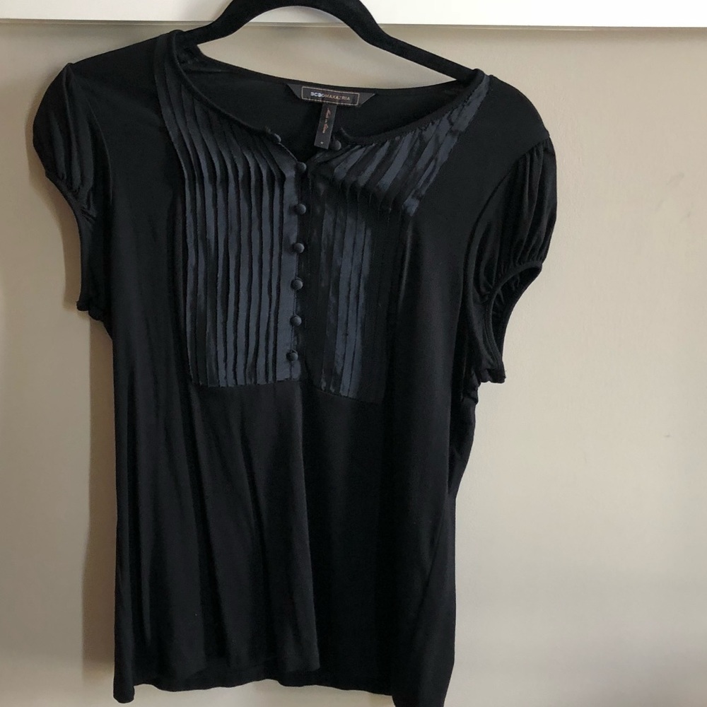 Black BCBG short sleeve top